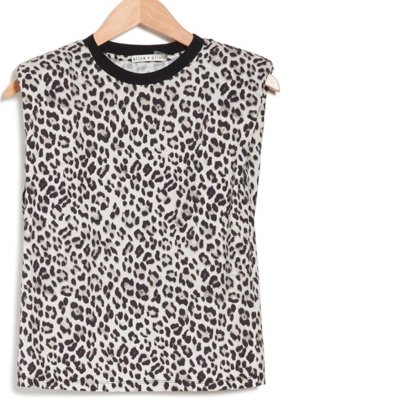 Alice + Olivia Braxton Leopard Print Crop Muscle T-Shirt - Picture 2 of 3